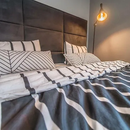 City Center Apartament * 格丁尼亚