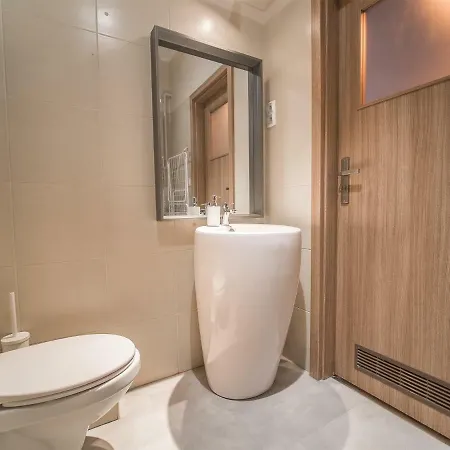 City Center Apartament 公寓 格丁尼亚