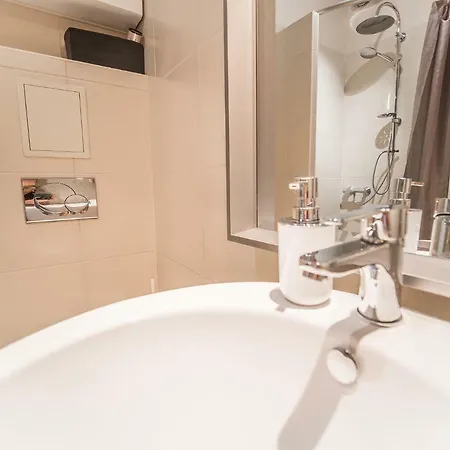 City Center Apartament * 格丁尼亚